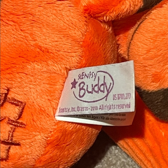 Disney Plush Tigger and Pooh scentsy buddies - Picture 3 of 5